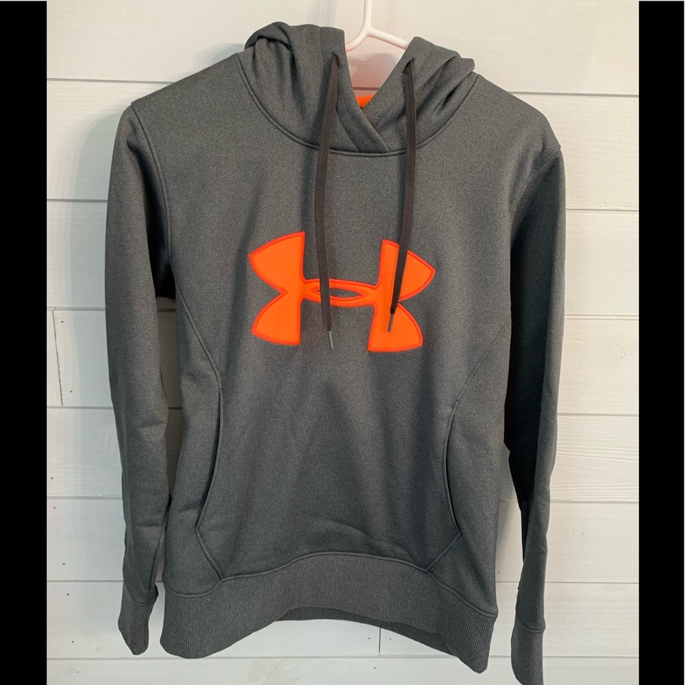 Under Armour Sweatshirt